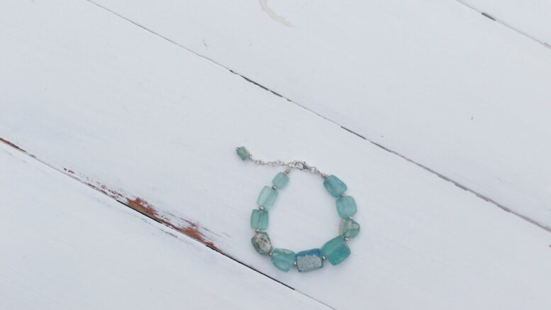 Come abbinare i gioielli in acquamarina alla propria stagione armocromatica